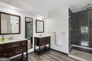 10931 Wickshire Way, Rockville, MD 20852 - Photo 23