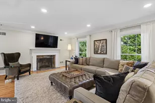 10931 Wickshire Way, Rockville, MD 20852 - Photo 15