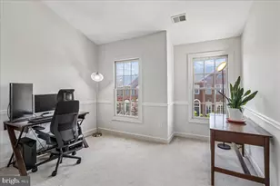 10407 Dalebrooke Ln, Potomac, MD 20854 - Photo 23