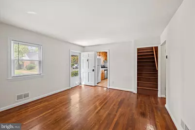 10511 Hayes Avenue, Silver Spring, MD 20902 - Photo 9
