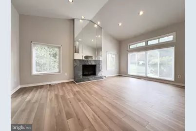 10901 Broad Green Terrace, Rockville, MD 20854 - Photo 13