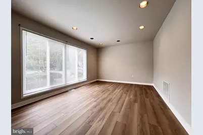 10901 Broad Green Terrace, Rockville, MD 20854 - Photo 5
