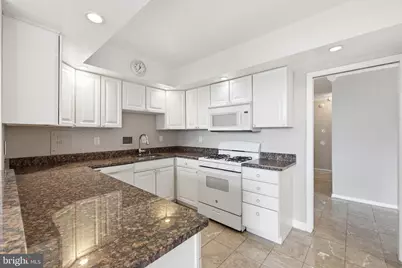 4515 Willard Avenue #1403S, Chevy Chase, MD 20815 - Photo 9