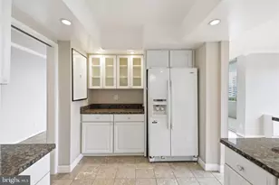 4515 Willard Ave, Chevy Chase, MD 20815 - Photo 11