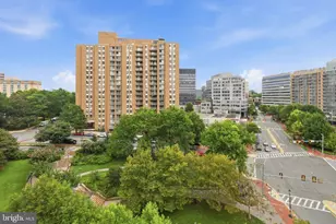 4515 Willard Ave, Chevy Chase, MD 20815 - Photo 25