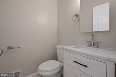 20318 Swallow Point Road, Montgomery Village, MD 20886 - Photo 19