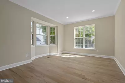 20318 Swallow Point Road, Montgomery Village, MD 20886 - Photo 7