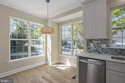 20318 Swallow Point Road, Montgomery Village, MD 20886 - Photo 17