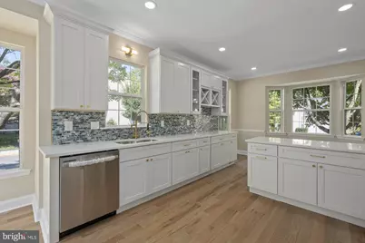 20318 Swallow Point Road, Montgomery Village, MD 20886 - Photo 3