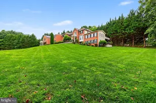 8724 Hawkins Creamery Rd, Gaithersburg, MD 20882 - Photo 3