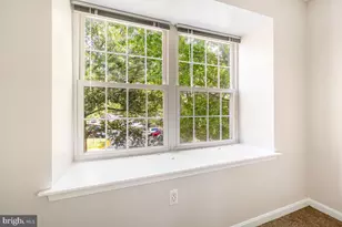 18328 Streamside Dr, Gaithersburg, MD 20879 - Photo 33