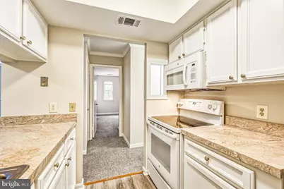 18328 Streamside Drive #301, Gaithersburg, MD 20879 - Photo 21