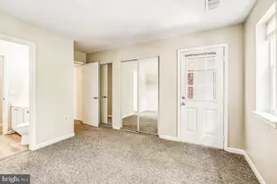 18328 Streamside Dr, Gaithersburg, MD 20879 - Photo 25