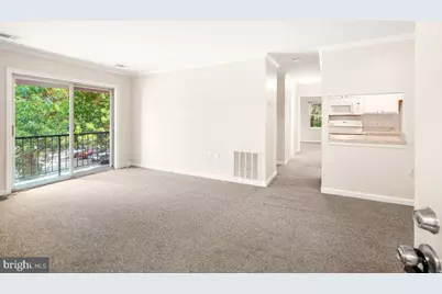 18328 Streamside Drive #301, Gaithersburg, MD 20879 - Photo 3