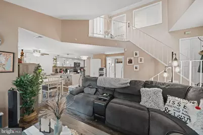 8812 Rustburg Circle, Montgomery Village, MD 20886 - Photo 7