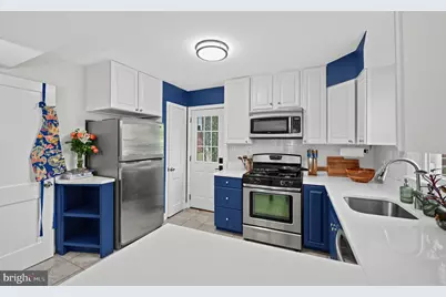 9107 Wire Avenue, Silver Spring, MD 20901 - Photo 7