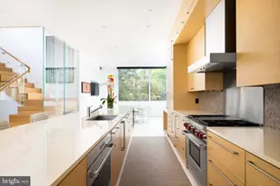 9119 Levelle Dr, Chevy Chase, MD 20815 - Photo 13