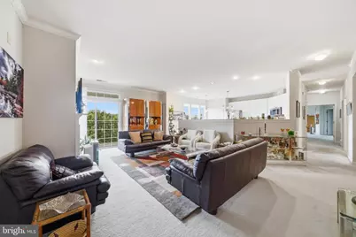 110 Chevy Chase Street #406, Gaithersburg, MD 20878 - Photo 5