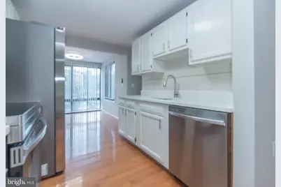 18110 Chalet Drive #12-204, Germantown, MD 20874 - Photo 9