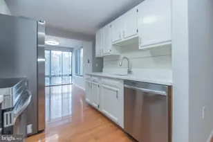 18110 Chalet Dr, Germantown, MD 20874 - Photo 9