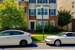11928 Little Seneca Pkwy, Clarksburg, MD 20871 - Photo 9