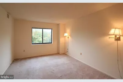 15107 Interlachen Drive #2-521, Silver Spring, MD 20906 - Photo 5