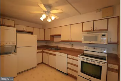 15107 Interlachen Drive #2-521, Silver Spring, MD 20906 - Photo 3