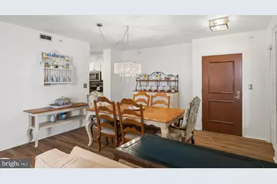 7111 Woodmont Avenue #709, Bethesda, MD 20815 - Photo 5