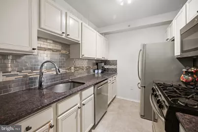 7111 Woodmont Avenue #709, Bethesda, MD 20815 - Photo 7