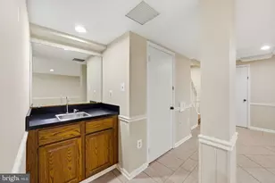 11504 Bedfordshire Ave, Potomac, MD 20854 - Photo 41