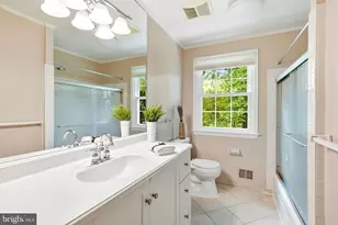 11504 Bedfordshire Ave, Potomac, MD 20854 - Photo 37