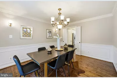 11504 Bedfordshire Avenue, Potomac, MD 20854 - Photo 9