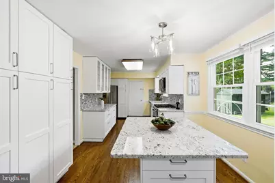 11504 Bedfordshire Avenue, Potomac, MD 20854 - Photo 17