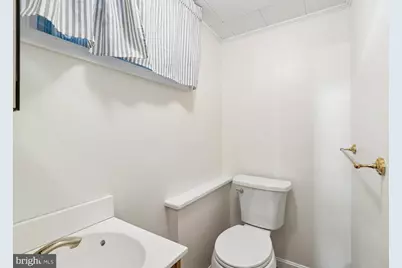 11917 Centerhill Street, Silver Spring, MD 20902 - Photo 35