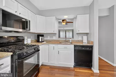 9520 Melrose Square Way, Gaithersburg, MD 20882 - Photo 11