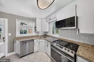 2712 Newton St, Silver Spring, MD 20902 - Photo 11