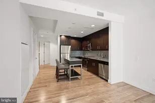 7171 Woodmont Ave, Bethesda, MD 20815 - Photo 11