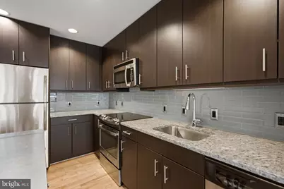 7171 Woodmont Avenue #306, Bethesda, MD 20815 - Photo 7