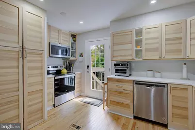 8203 Roanoke Avenue, Takoma Park, MD 20912 - Photo 7