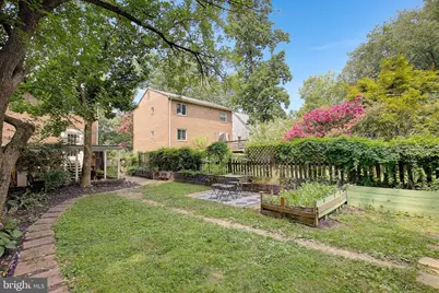 8203 Roanoke Avenue, Takoma Park, MD 20912 - Photo 27
