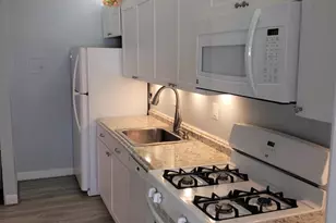 4515 Willard Ave, Chevy Chase, MD 20815 - Photo 7