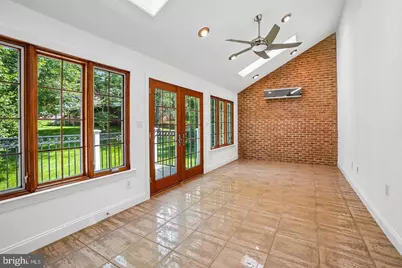 9705 Holloway Hill, Potomac, MD 20854 - Photo 13