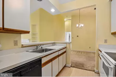 3303 Sir Thomas Drive #6-A-41, Silver Spring, MD 20904 - Photo 23