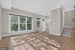 425 Winding Rose Dr, Rockville, MD 20850 - Photo 3