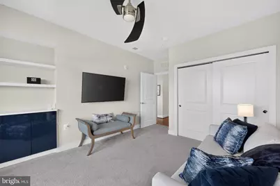 250 Decoverly Drive #427, Gaithersburg, MD 20878 - Photo 17