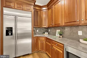 8505 Howell Rd, Bethesda, MD 20817 - Photo 31