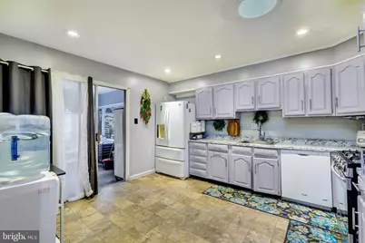 14117 Chelmsford Road, Rockville, MD 20853 - Photo 5
