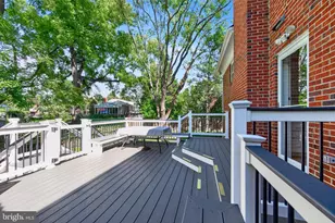 9906 Holmhurst Rd, Bethesda, MD 20817 - Photo 57