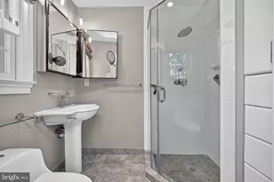 9906 Holmhurst Rd, Bethesda, MD 20817 - Photo 29