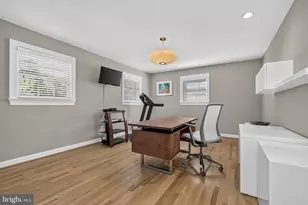 9906 Holmhurst Rd, Bethesda, MD 20817 - Photo 37